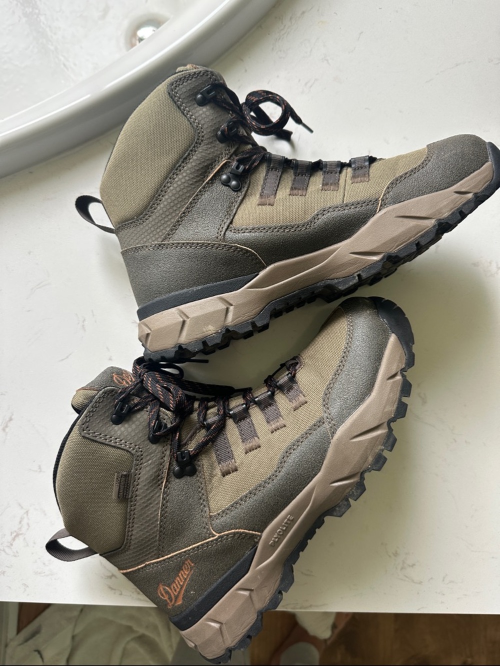 Danner Vital Trail 5" Waterproof Hiking Boots for Men | Size 9.5 - Picture 5 of 7